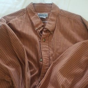 Aero button down